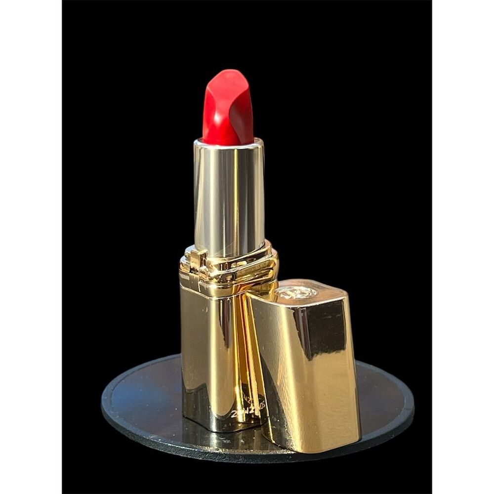 L'Oreal Paris Colour Riche Lipstick Successful Red 187 Satin Finish - Picture 2 of 15
